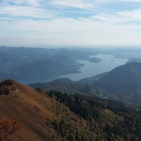 Casetta Dei Ciclamini Casa vacanze Omegna